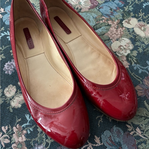 LONGCHAMP Ladies Lipstick Red Patent Leather Ballet Flats Size 38.5 US 7.5 - Picture 16 of 16